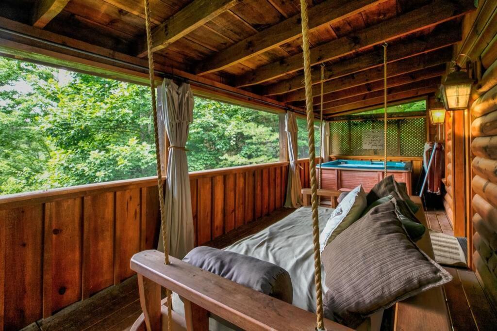 Nice View Fireplace, Hot Tub, Porch Bed, Private เซอเวียร์วีล ภายนอก รูปภาพ
